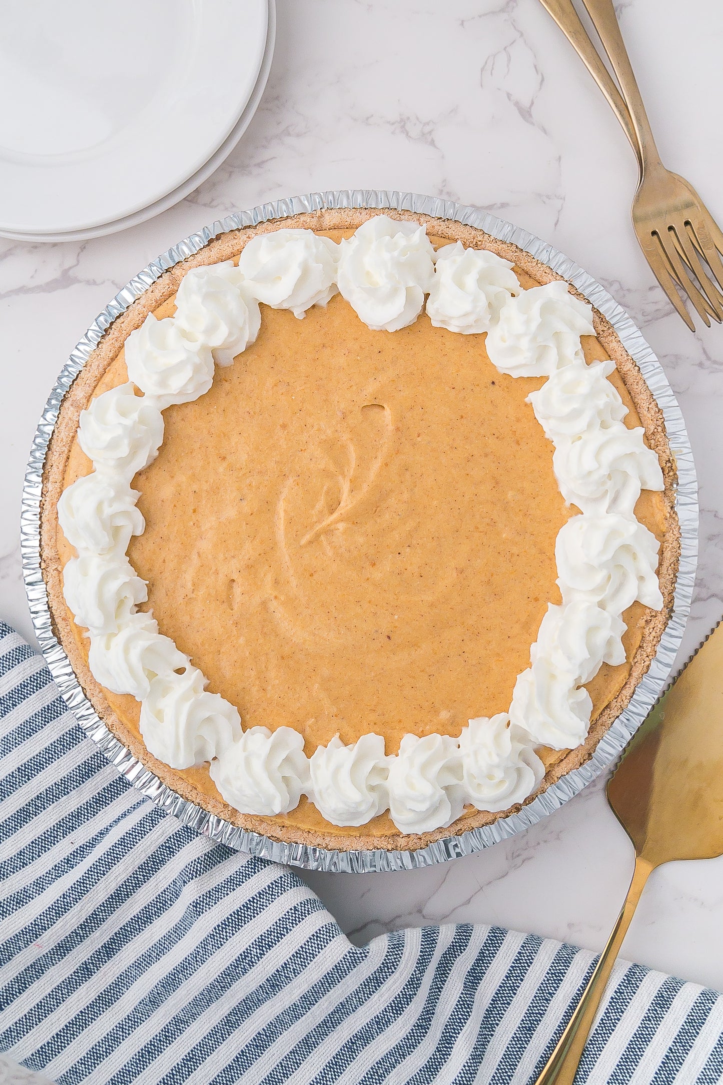No-Bake Marshmallow Pumpkin Pie