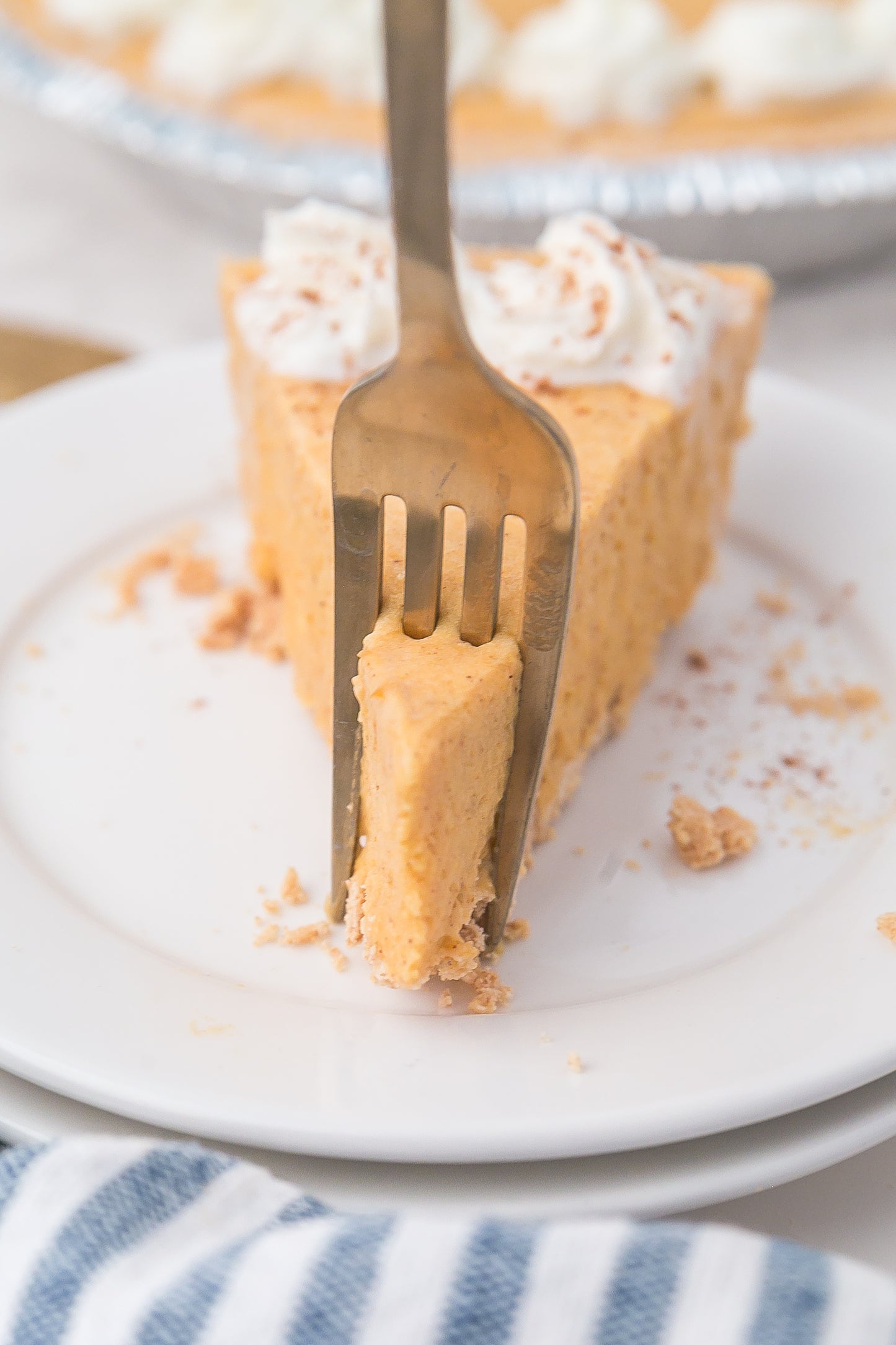 No-Bake Marshmallow Pumpkin Pie