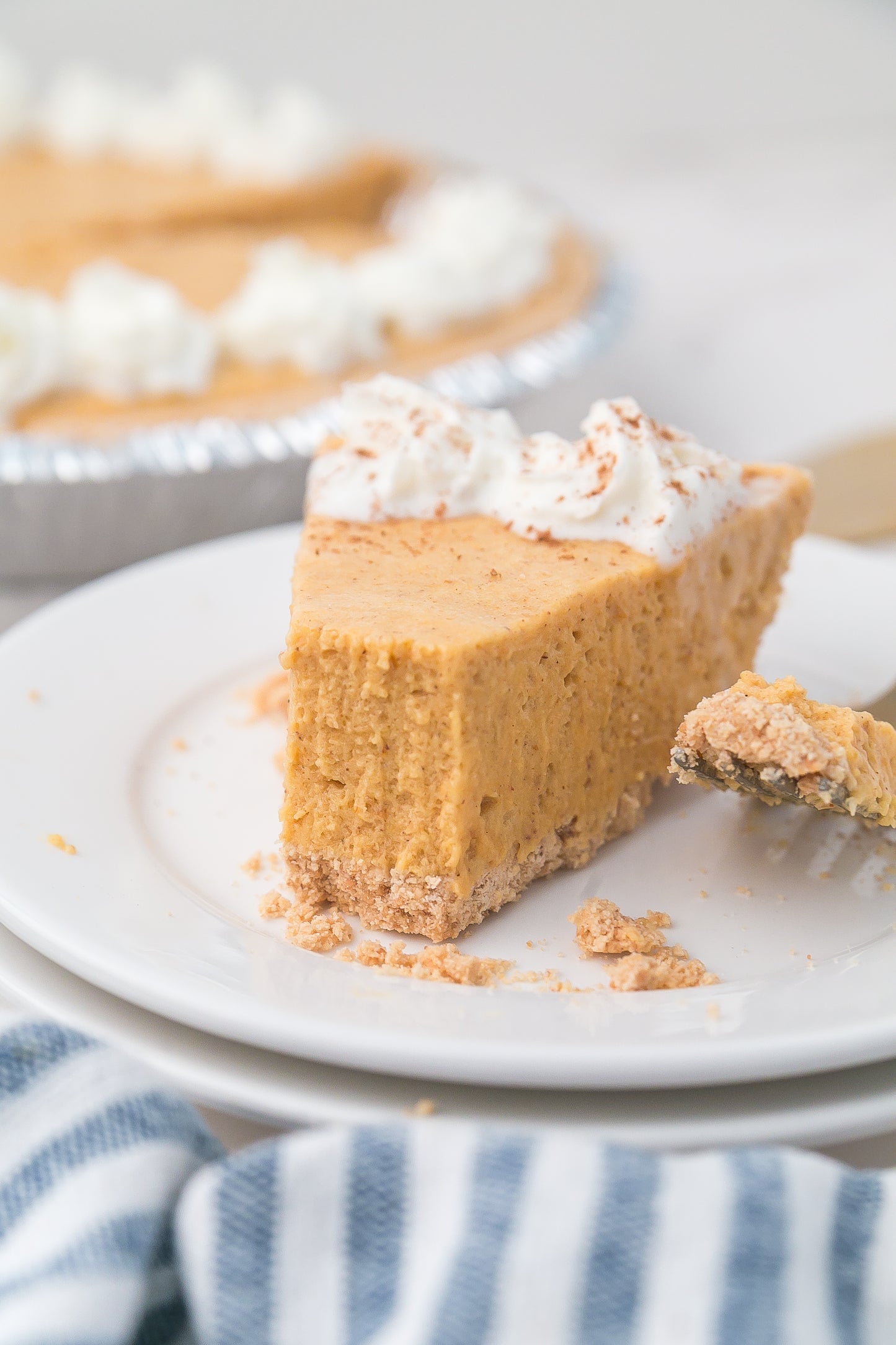 No-Bake Marshmallow Pumpkin Pie
