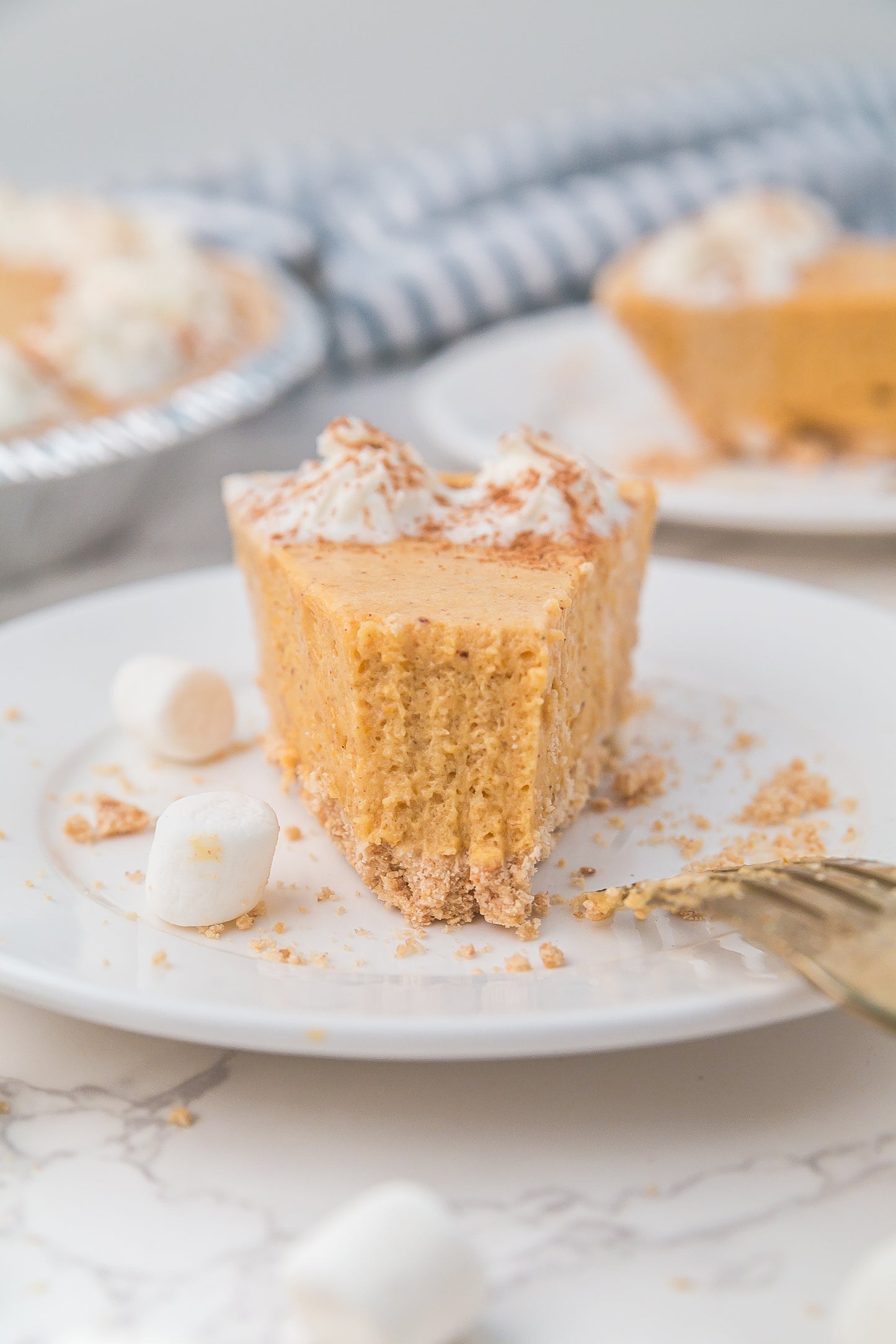 No-Bake Marshmallow Pumpkin Pie